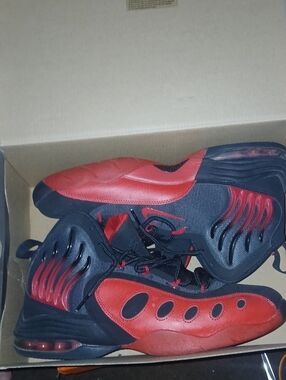Nike Men’s Black and Red Athletic Sneakers
